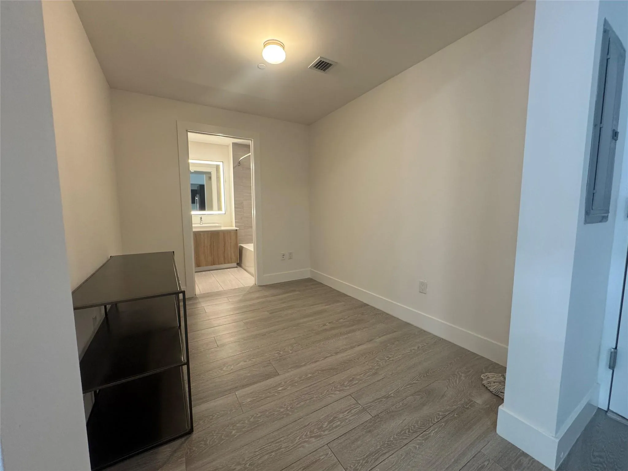 2960 NE 207th St, #508