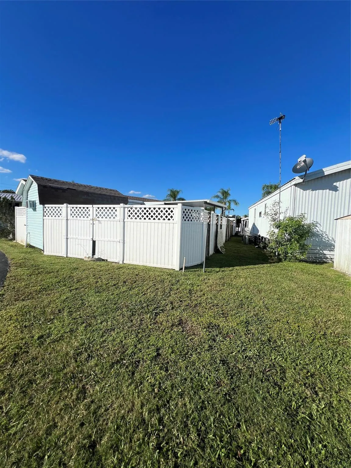 7950 State Road 78W