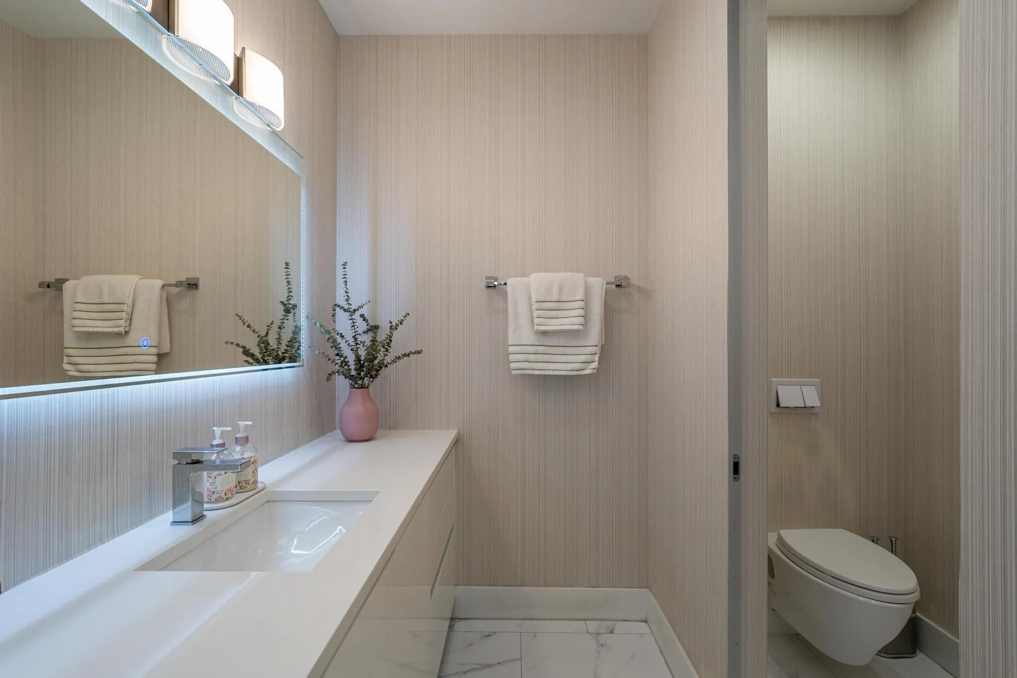 20 ISLE OF VENICE DR, #PH2
