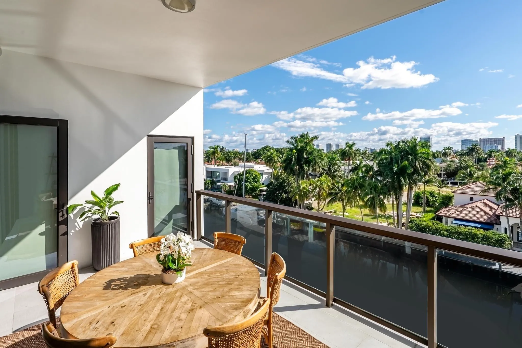 20 ISLE OF VENICE DR, #PH2