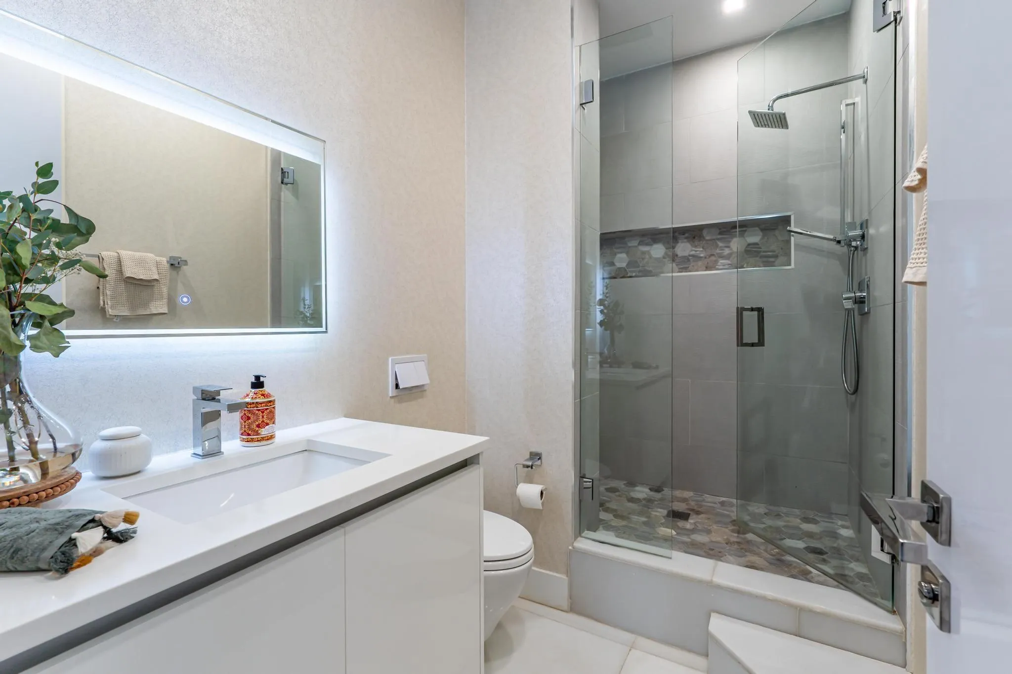 20 ISLE OF VENICE DR, #PH2