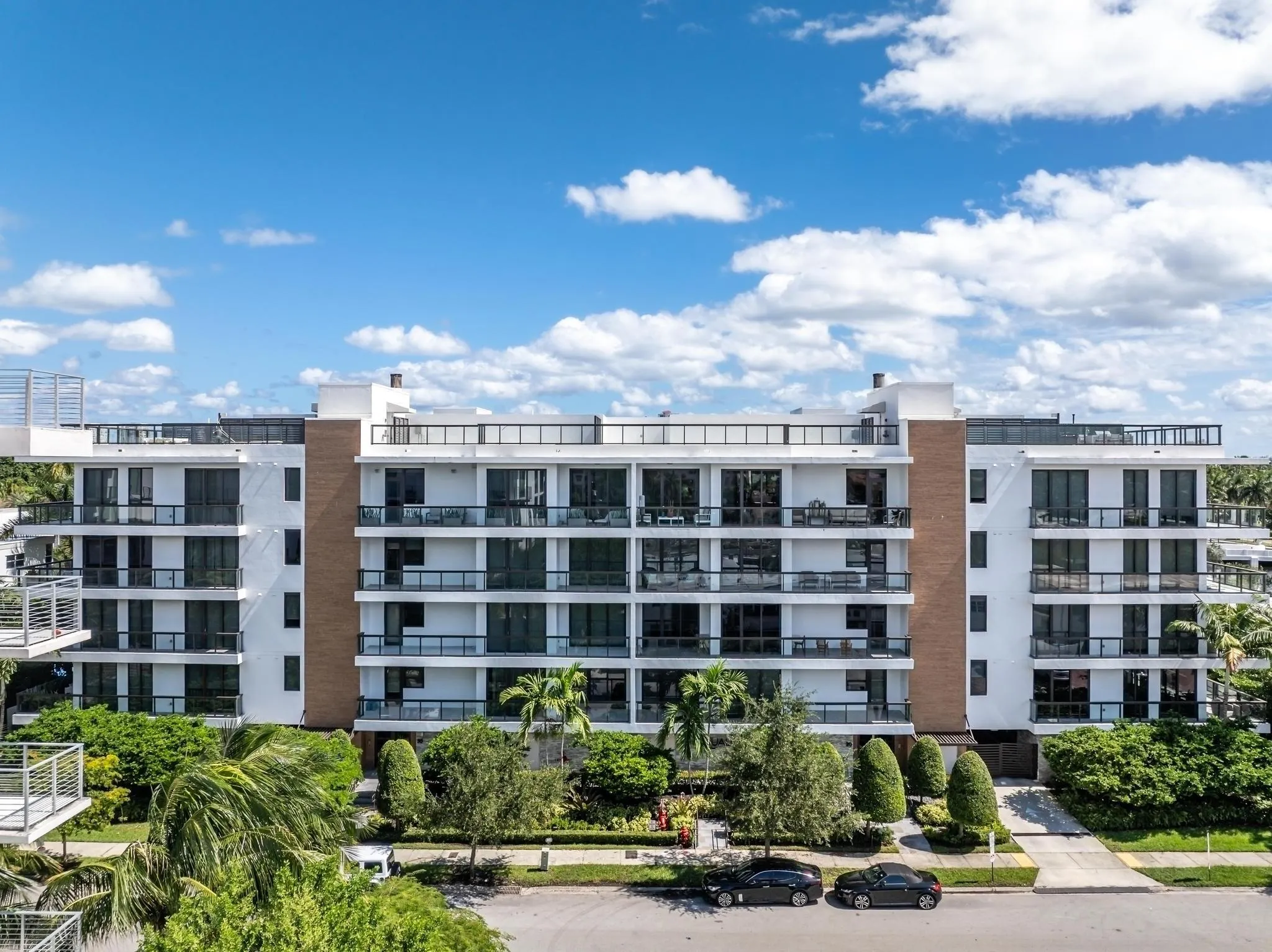20 ISLE OF VENICE DR, #PH2