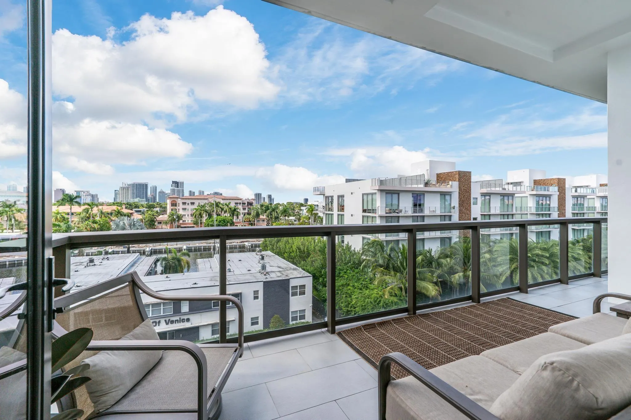 20 ISLE OF VENICE DR, #PH2