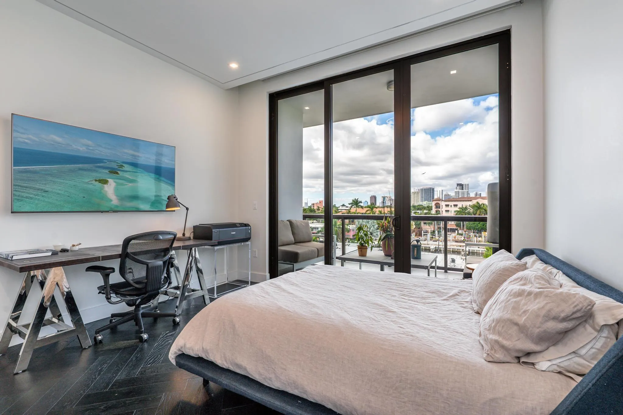 20 ISLE OF VENICE DR, #PH2