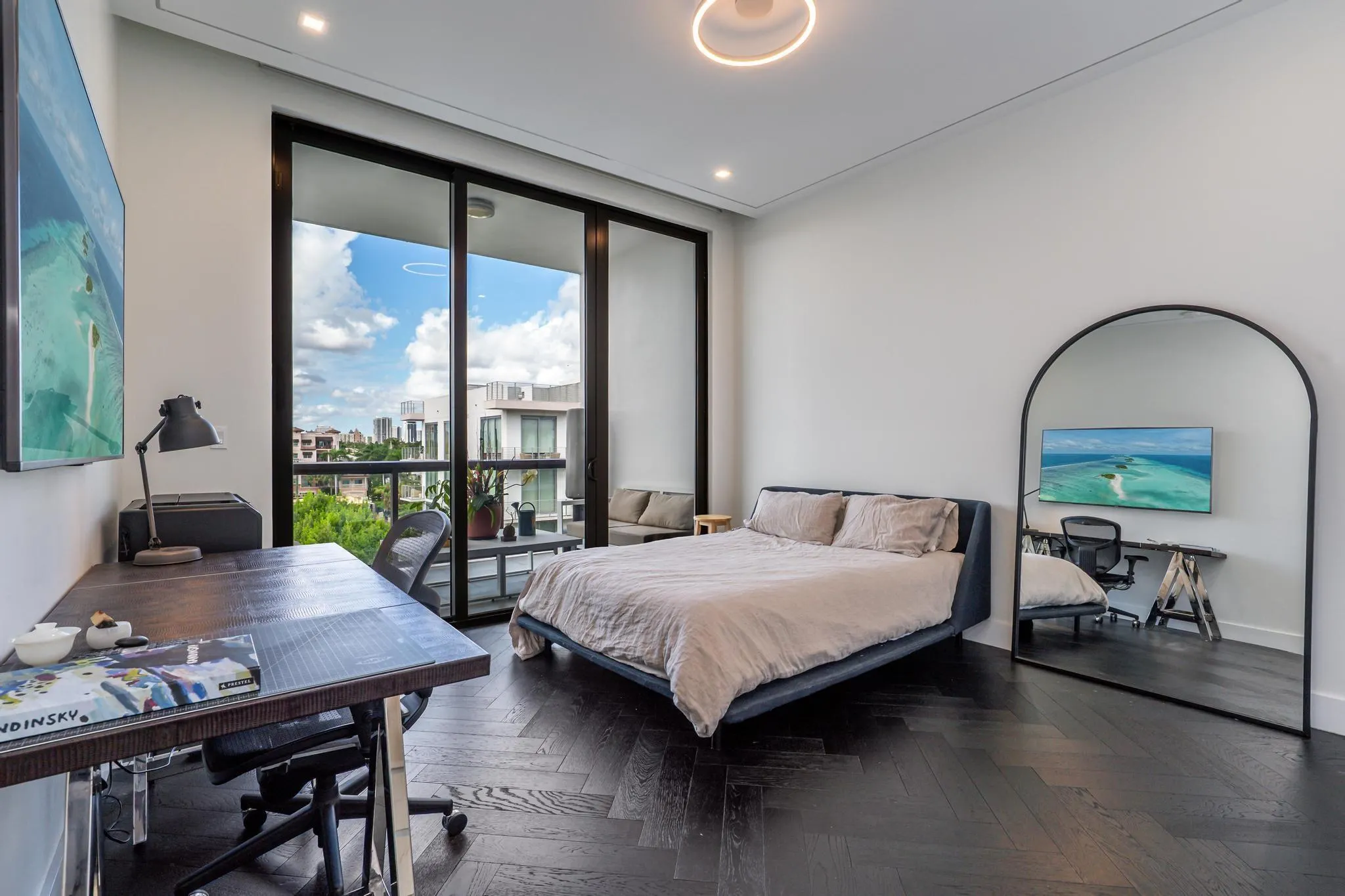 20 ISLE OF VENICE DR, #PH2