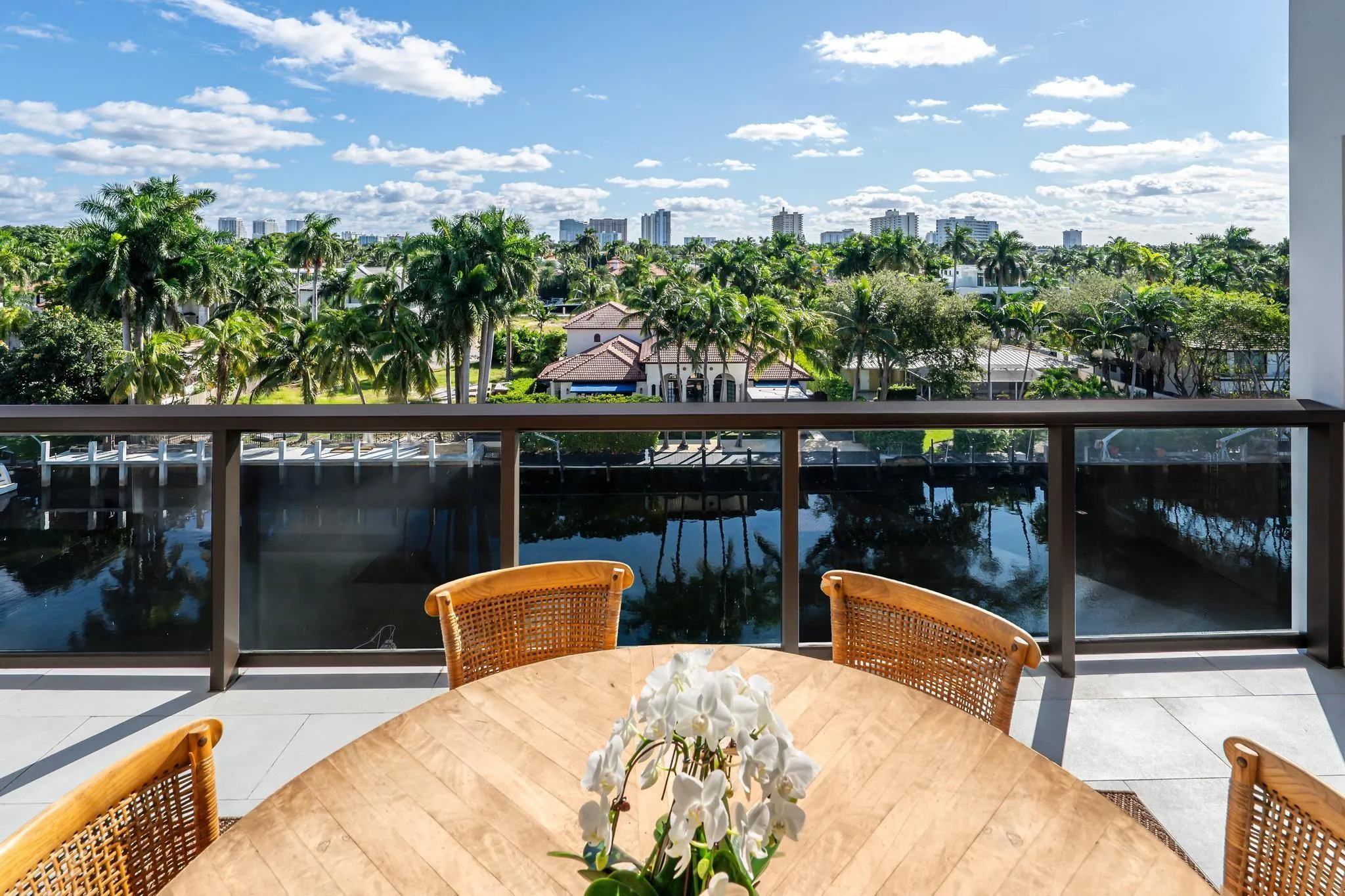 20 ISLE OF VENICE DR, #PH2