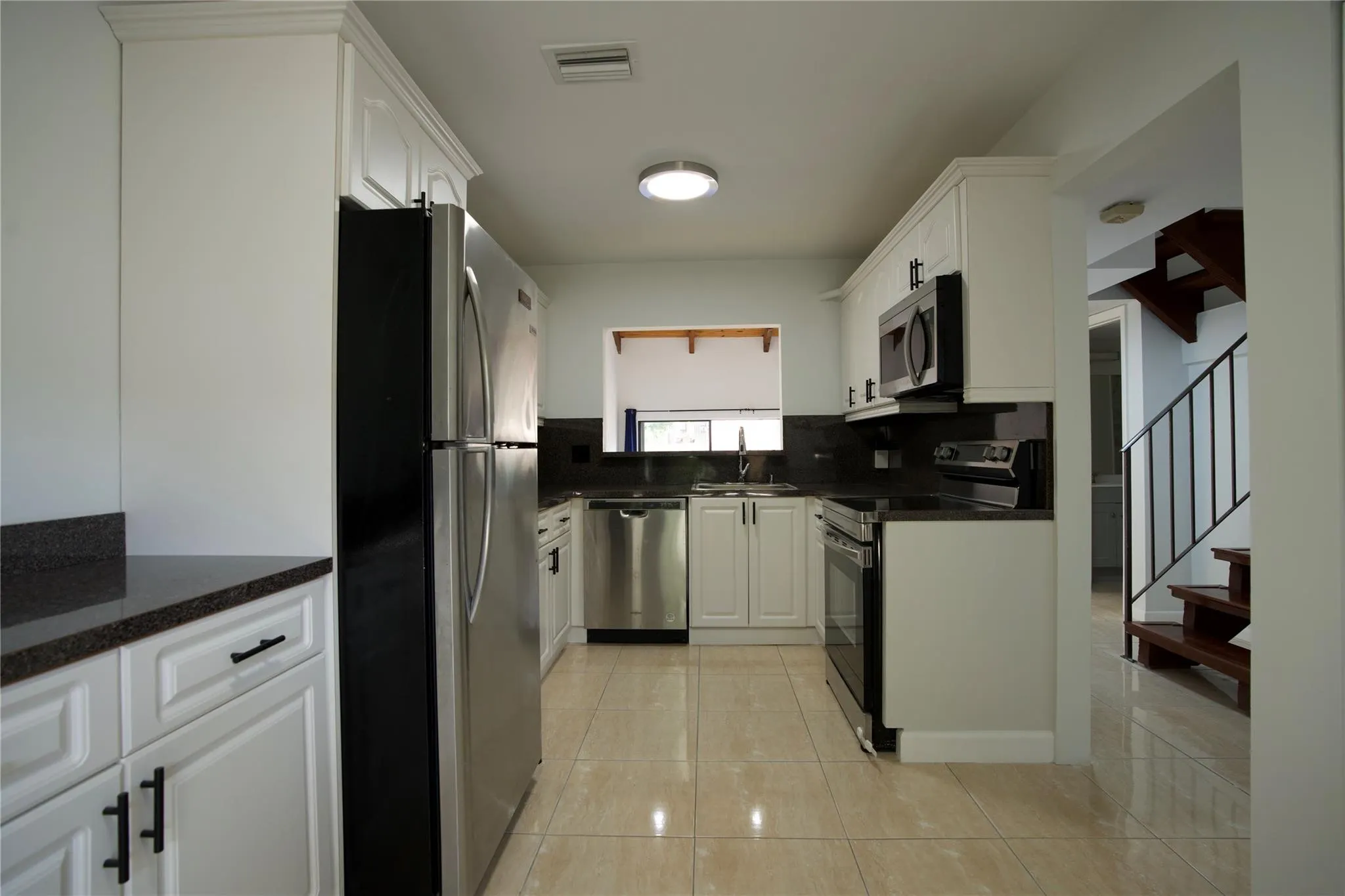 2125 SW 81st Ave