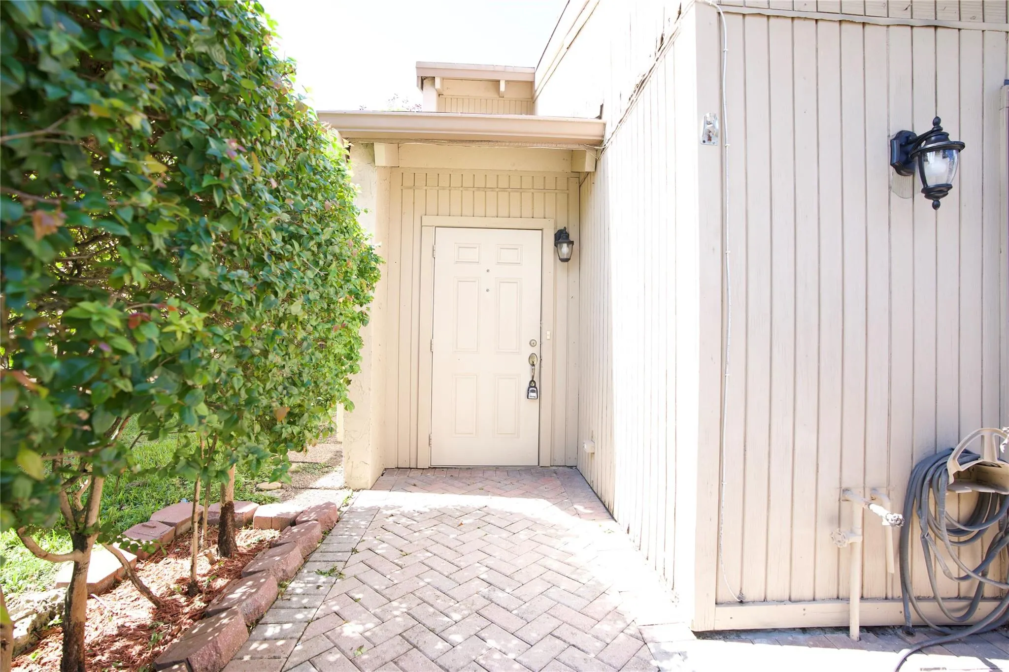2125 SW 81st Ave