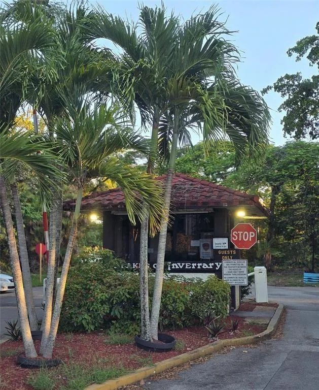 3280 Spanish Moss Ter, #209