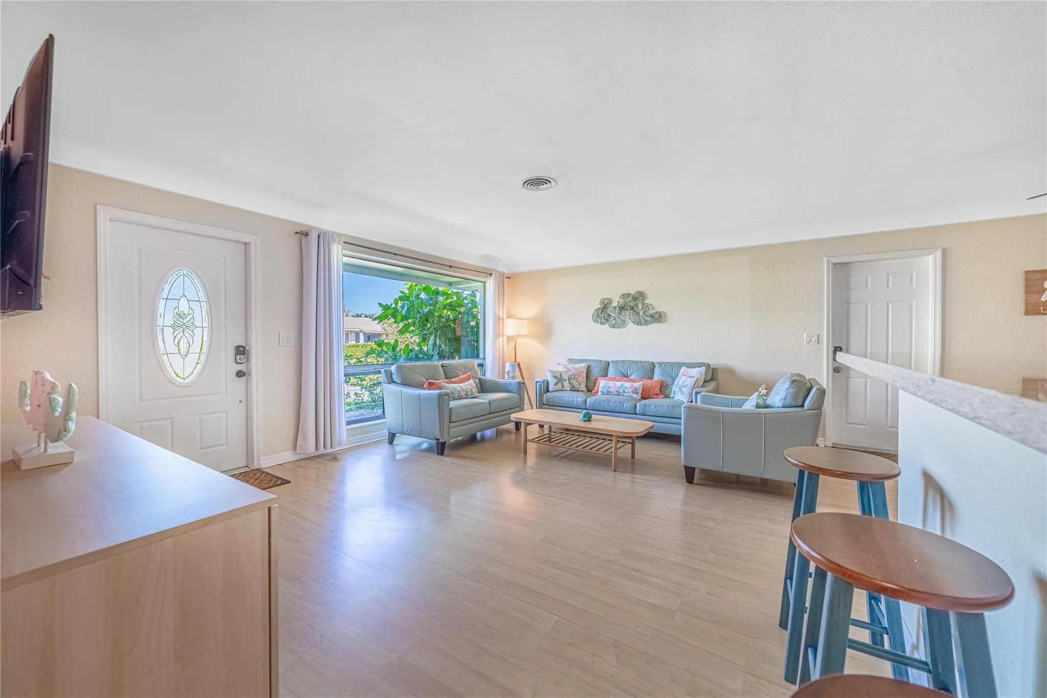 608 NE 24th Ave
