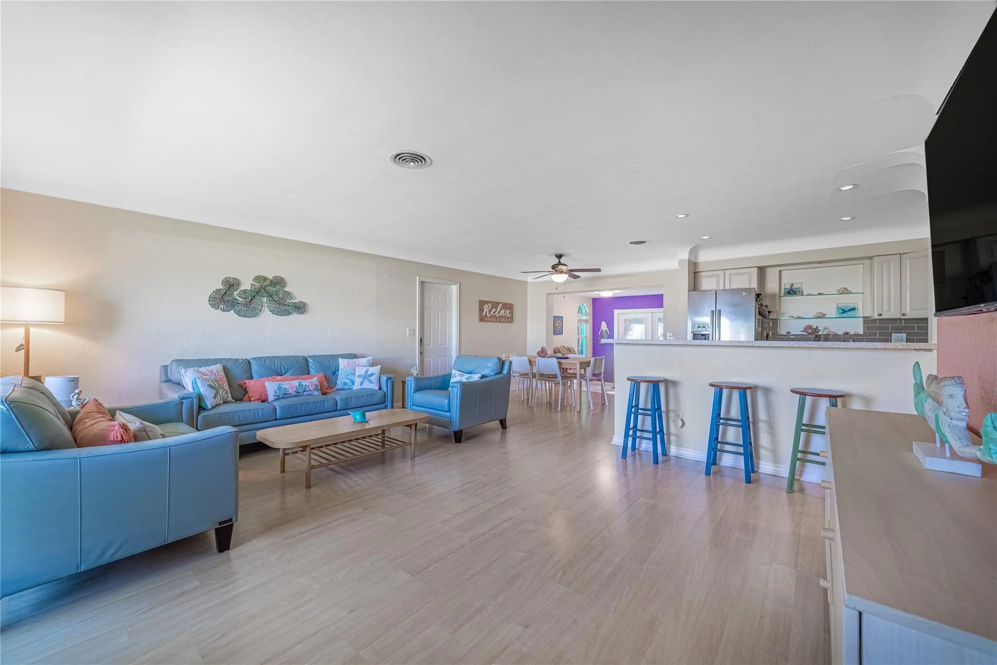 608 NE 24th Ave