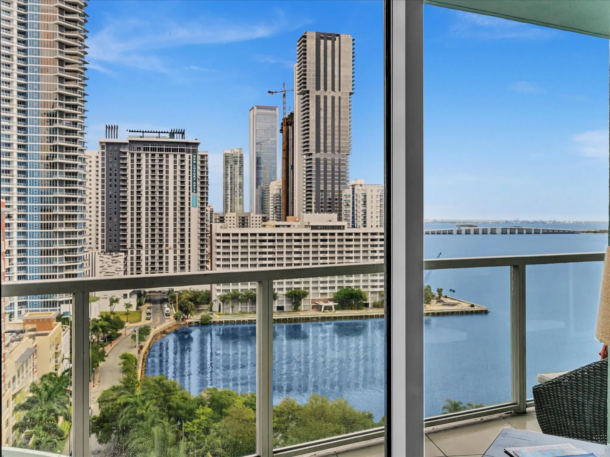 1900 N Bayshore Dr, #1504