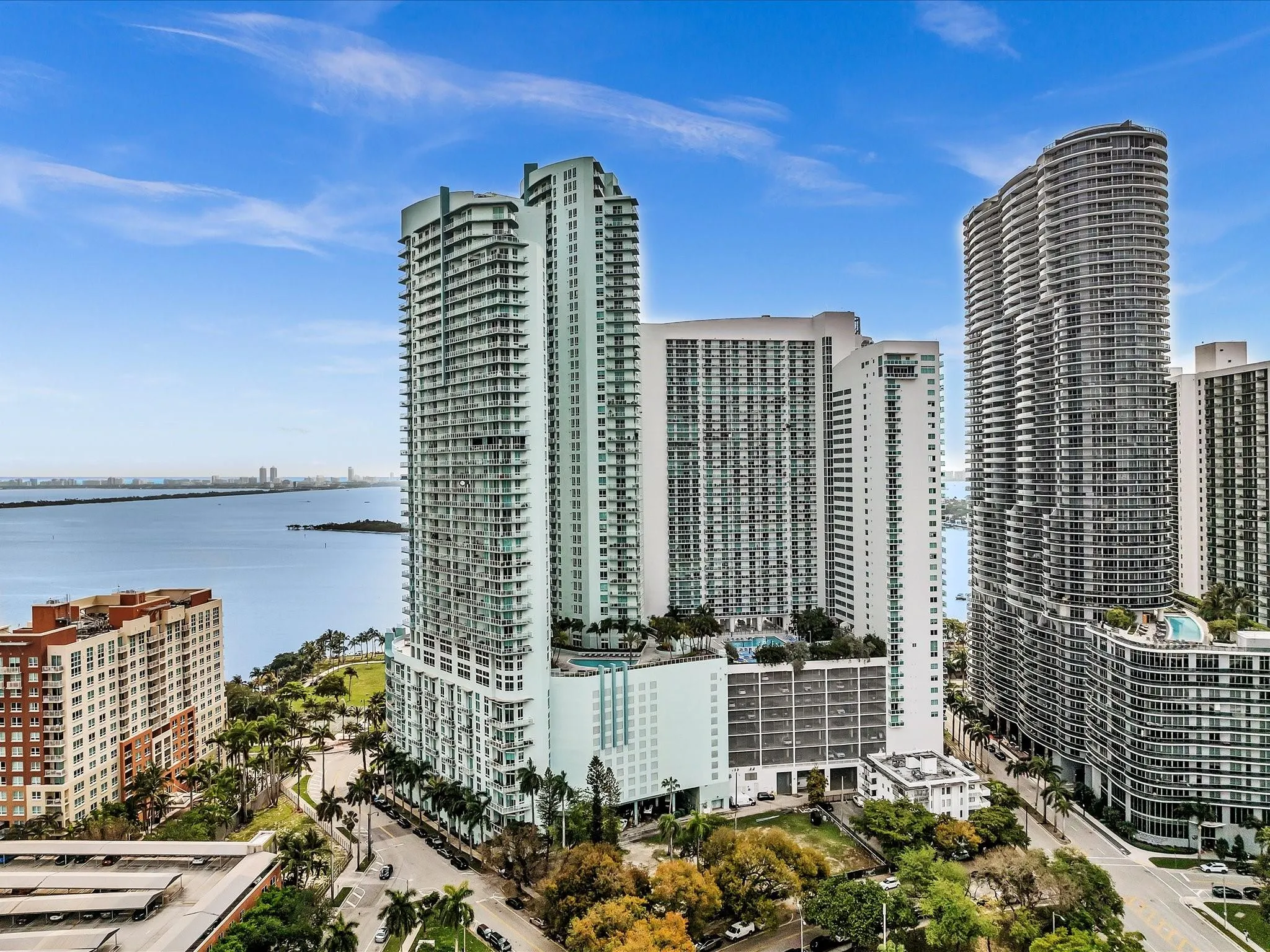 1900 N Bayshore Dr, #1504