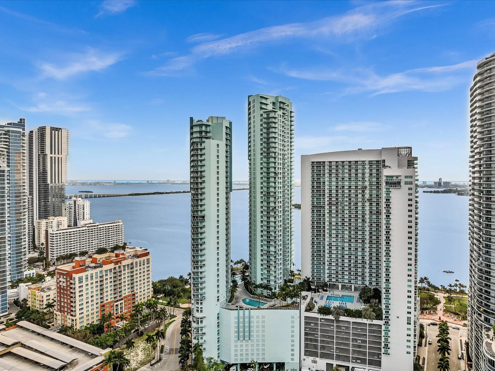 1900 N Bayshore Dr, #1504