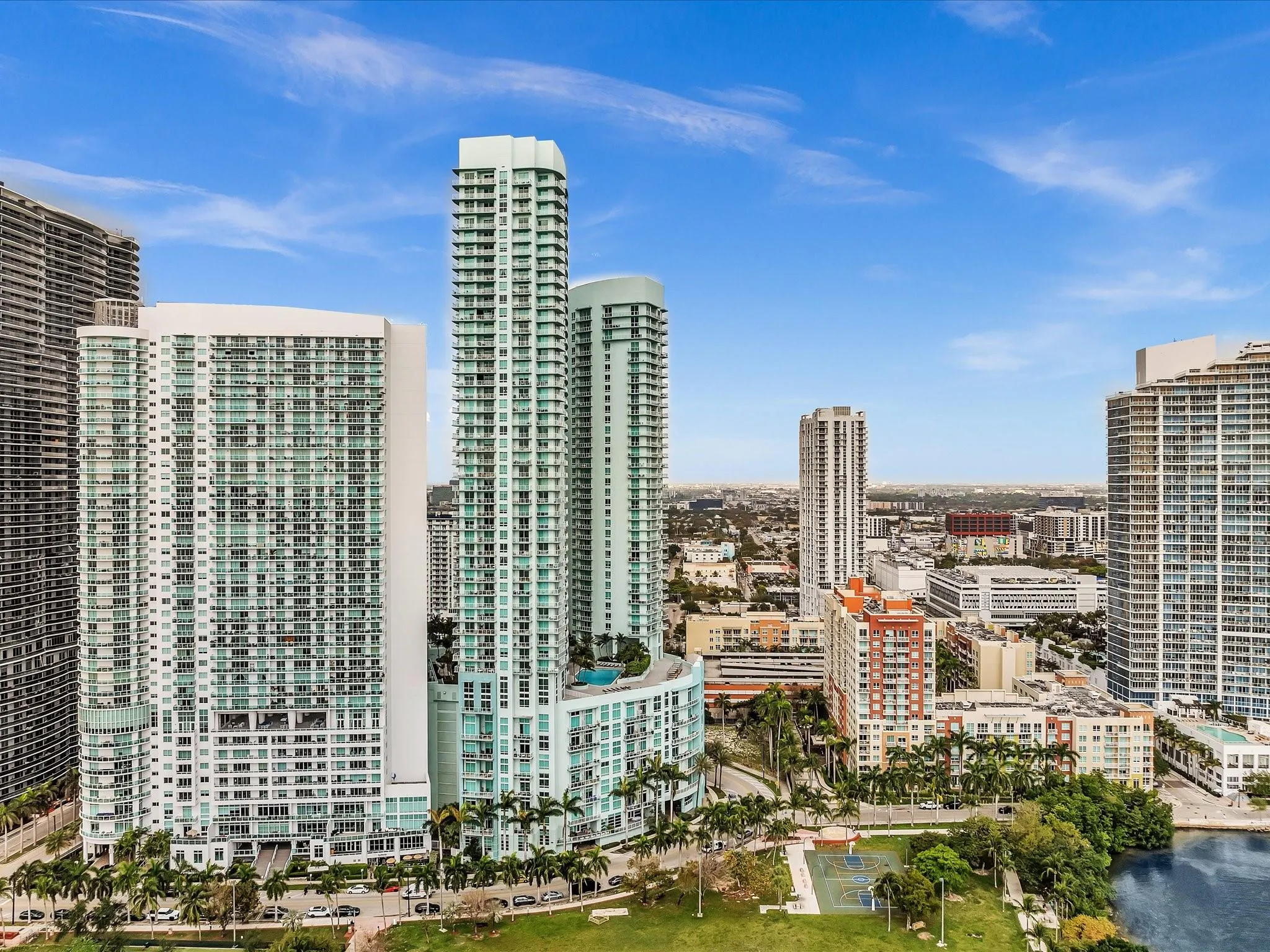 1900 N Bayshore Dr, #1504