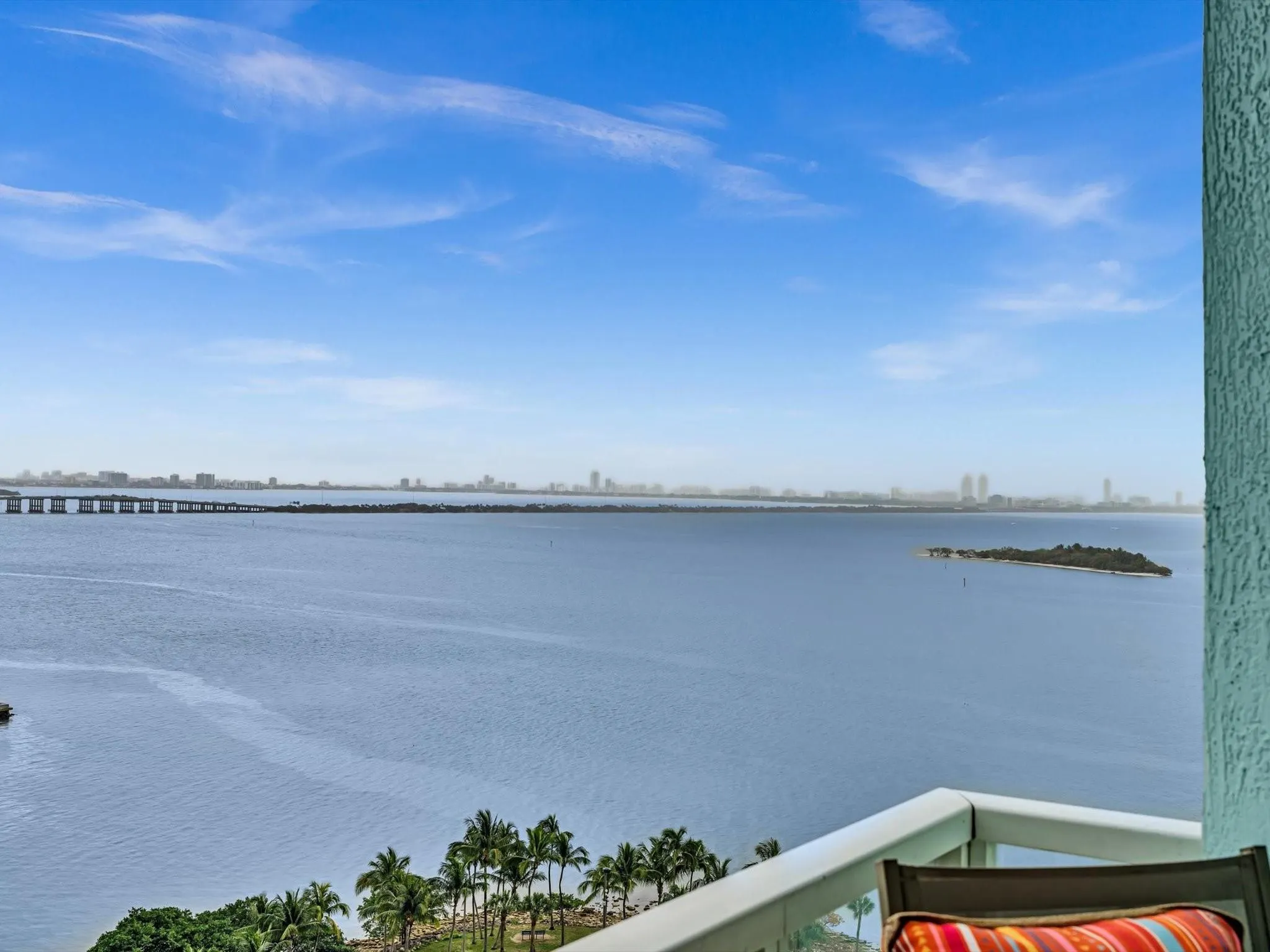 1900 N Bayshore Dr, #1504