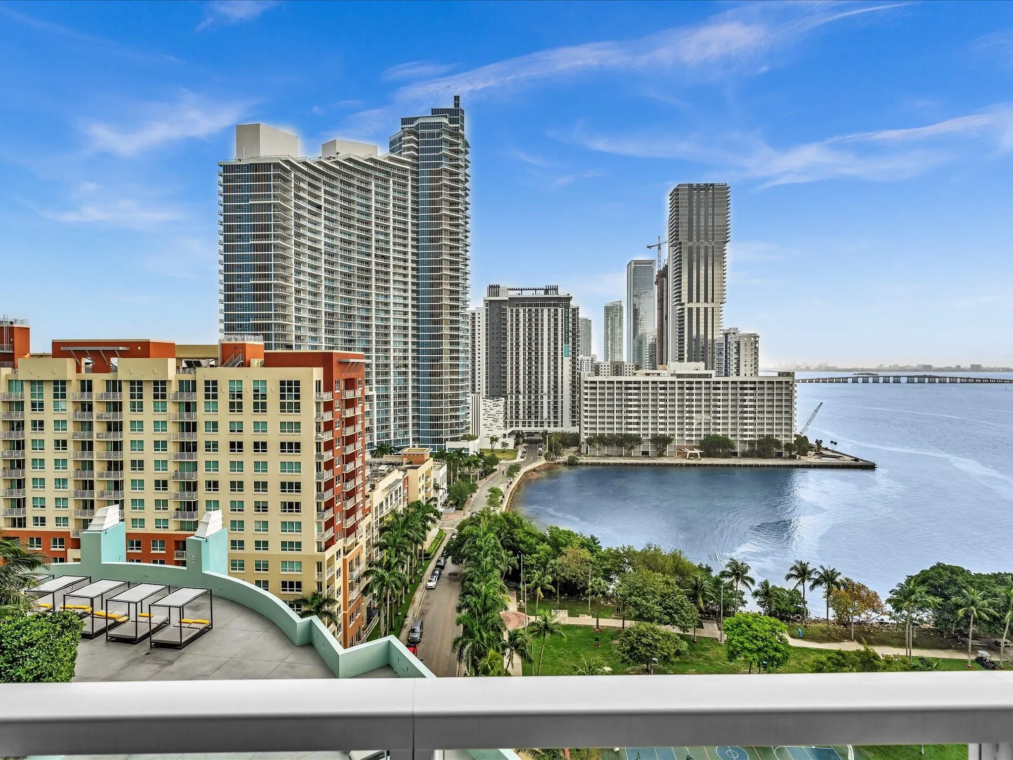 1900 N Bayshore Dr, #1504