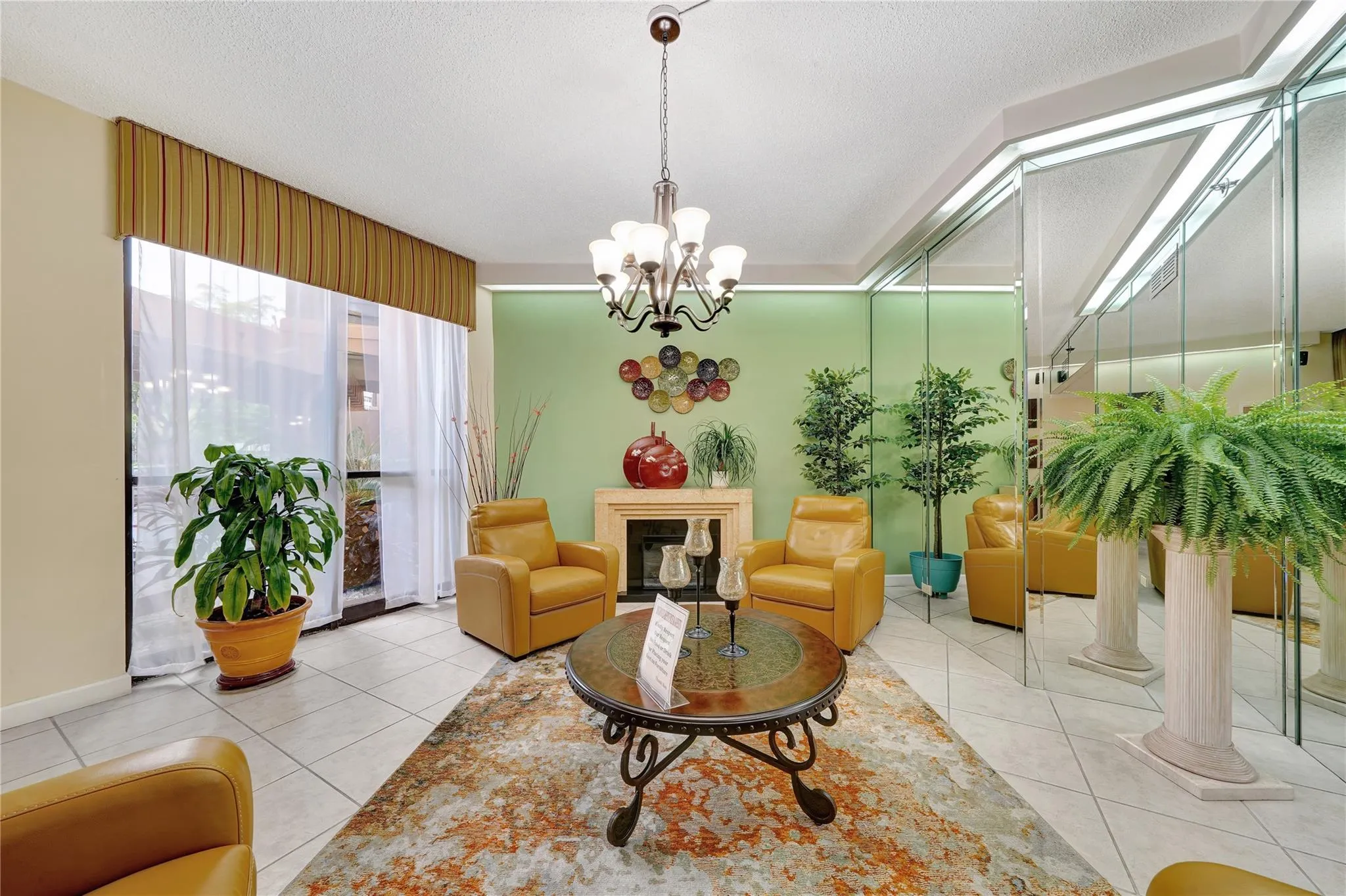 1100 Saint Charles Pl, #708