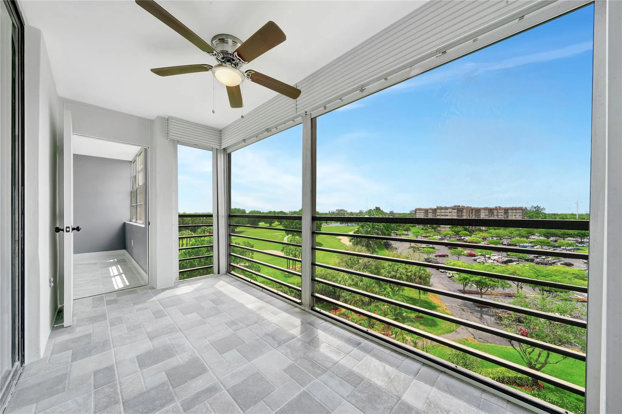 1100 Saint Charles Pl, #708