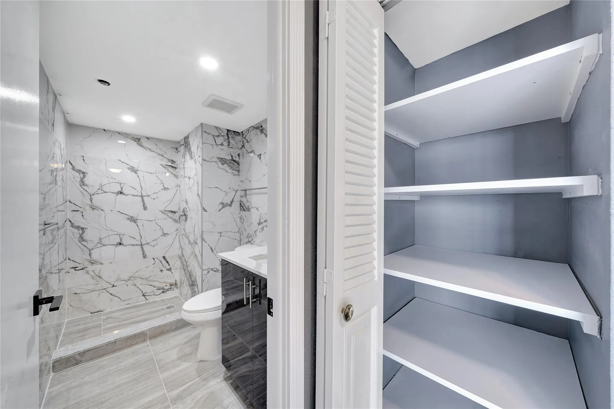 1100 Saint Charles Pl, #708