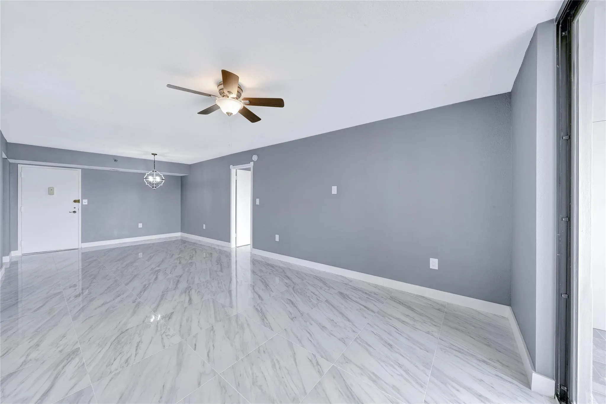 1100 Saint Charles Pl, #708