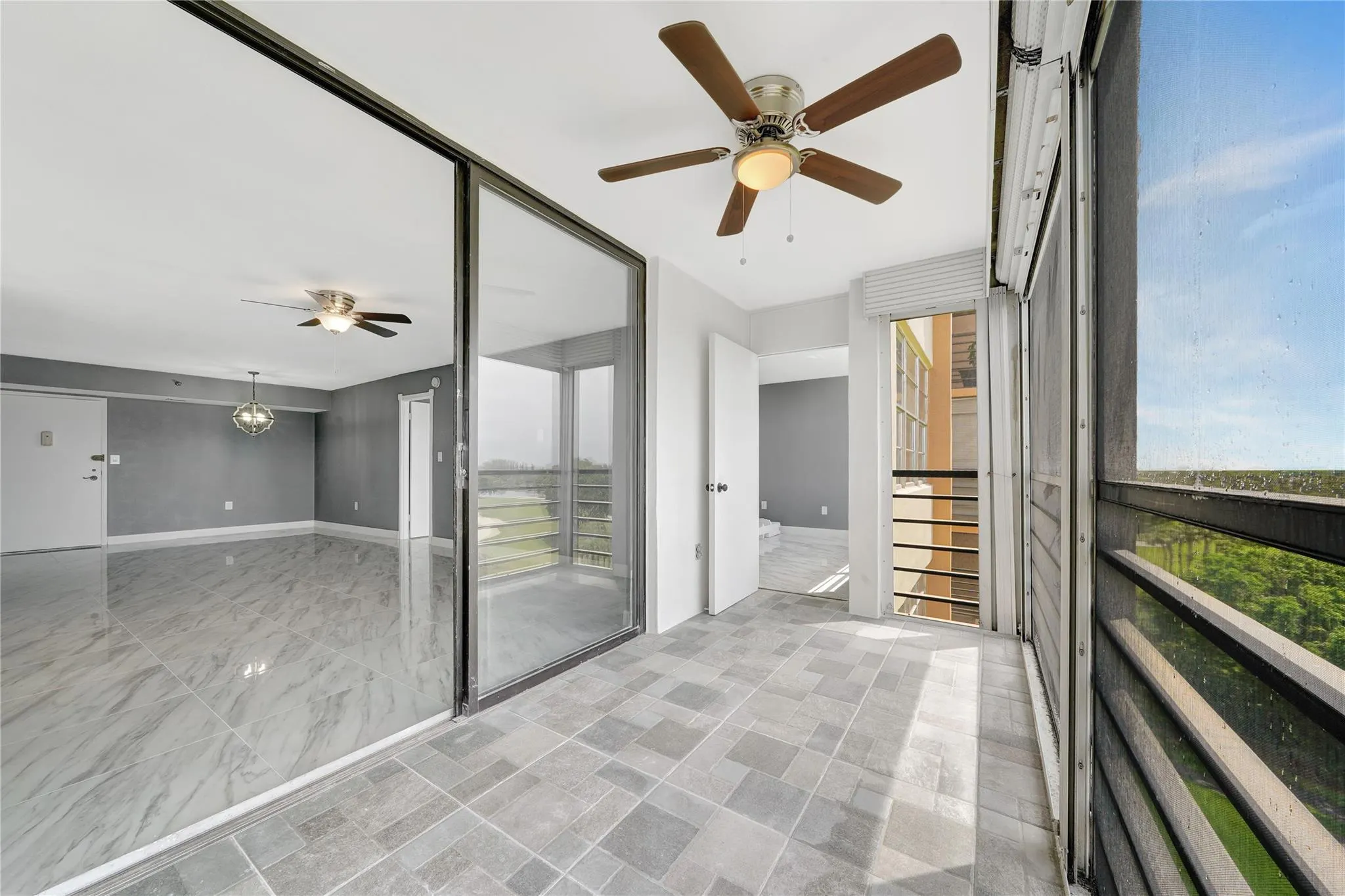 1100 Saint Charles Pl, #708
