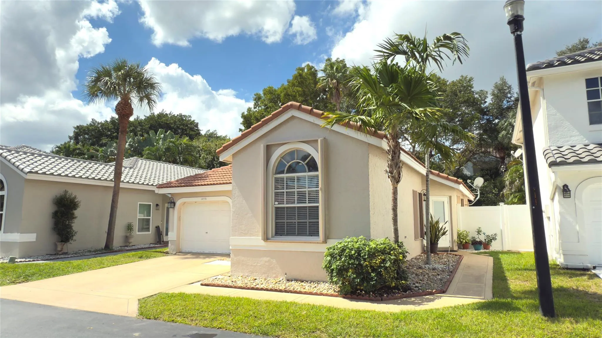 10331 Coventry Ct