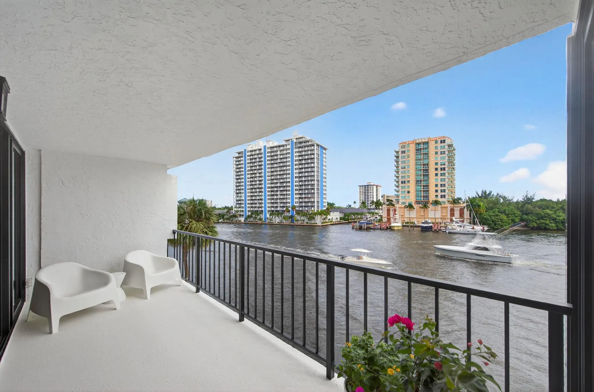 936 Intracoastal Dr, #3C