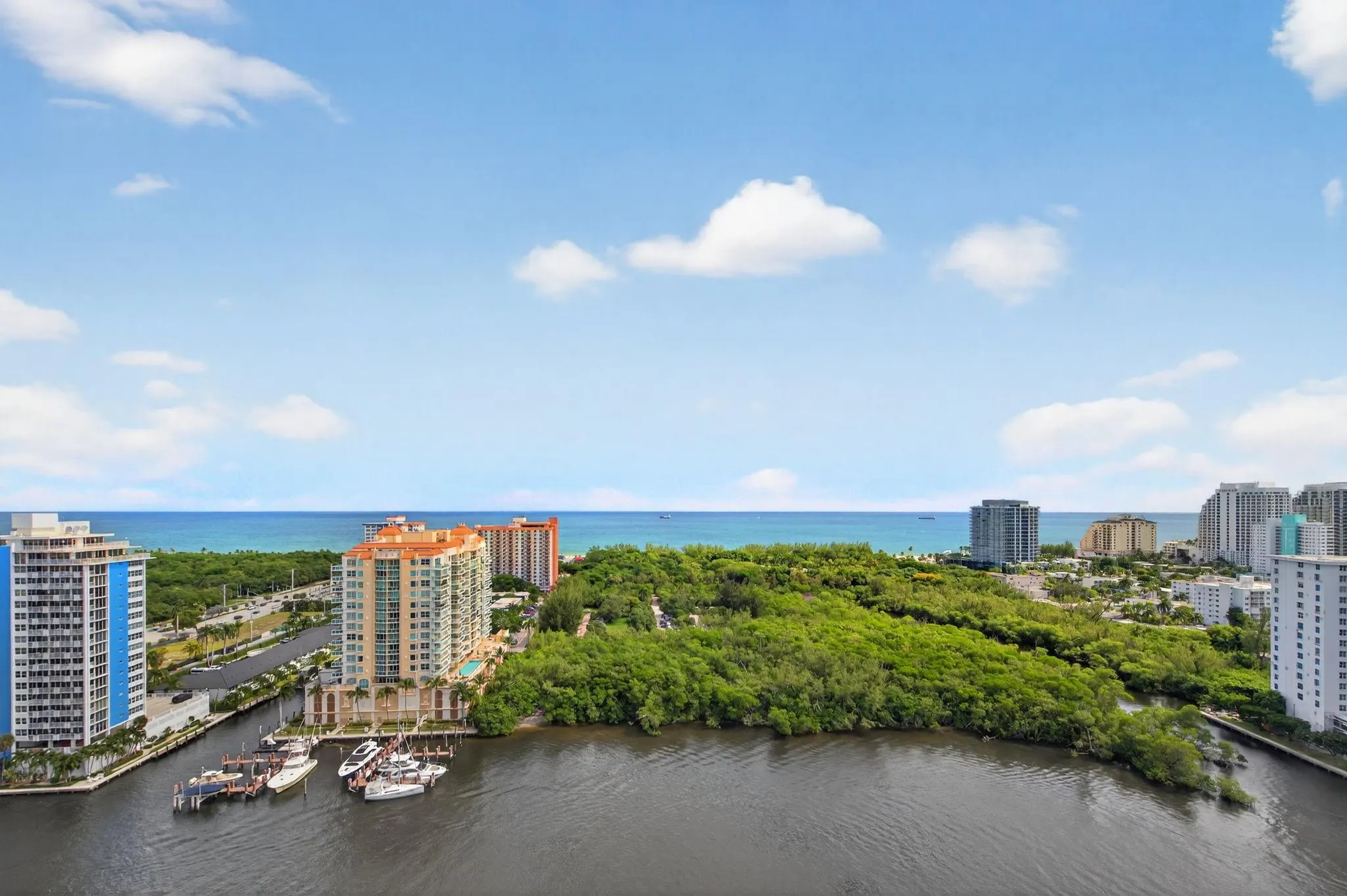 936 Intracoastal Dr, #3C