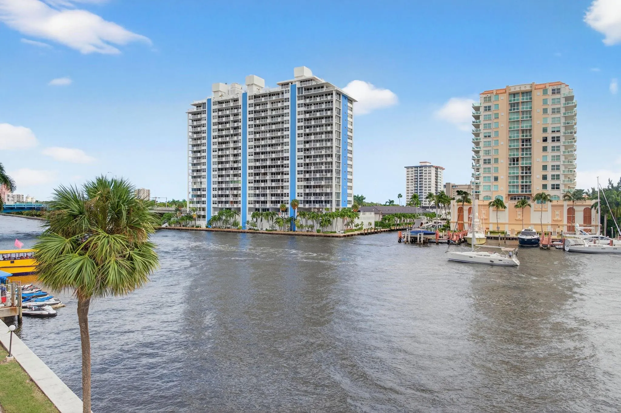 936 Intracoastal Dr, #3C