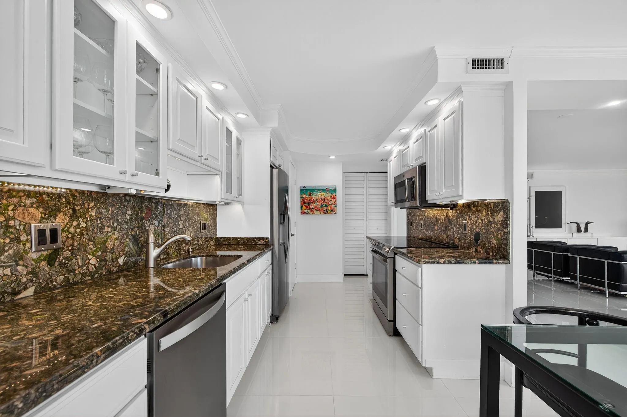 936 Intracoastal Dr, #3C