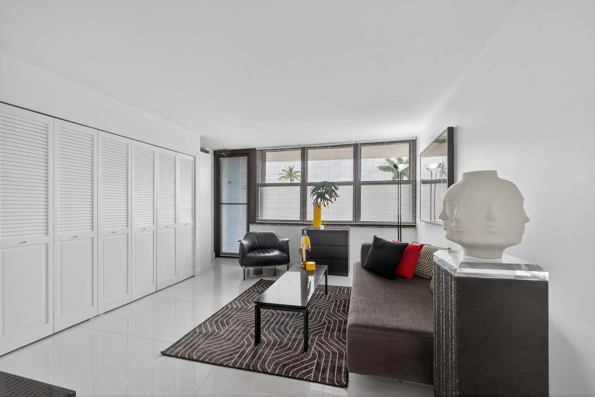 936 Intracoastal Dr, #3C