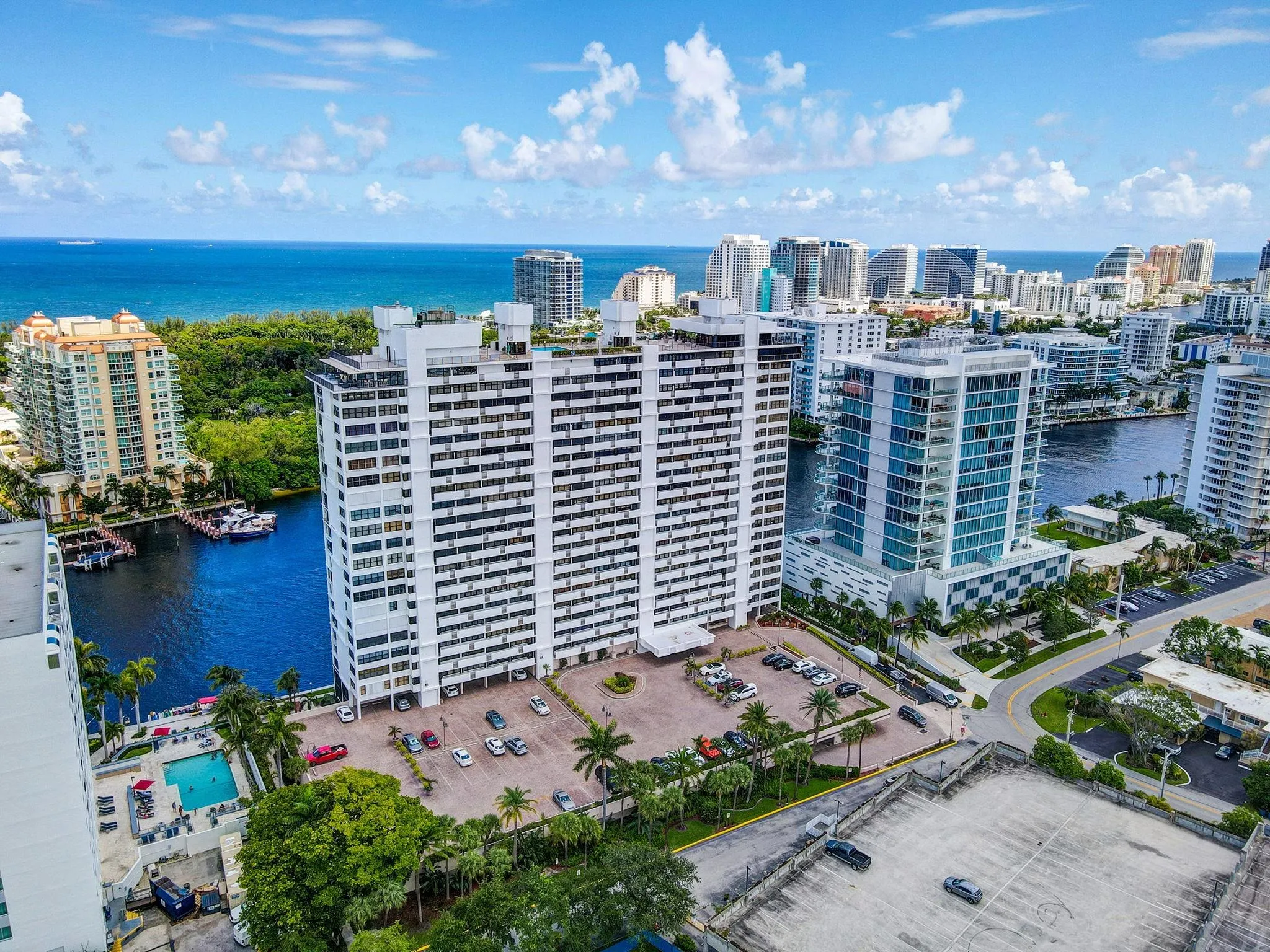 936 Intracoastal Dr, #3C
