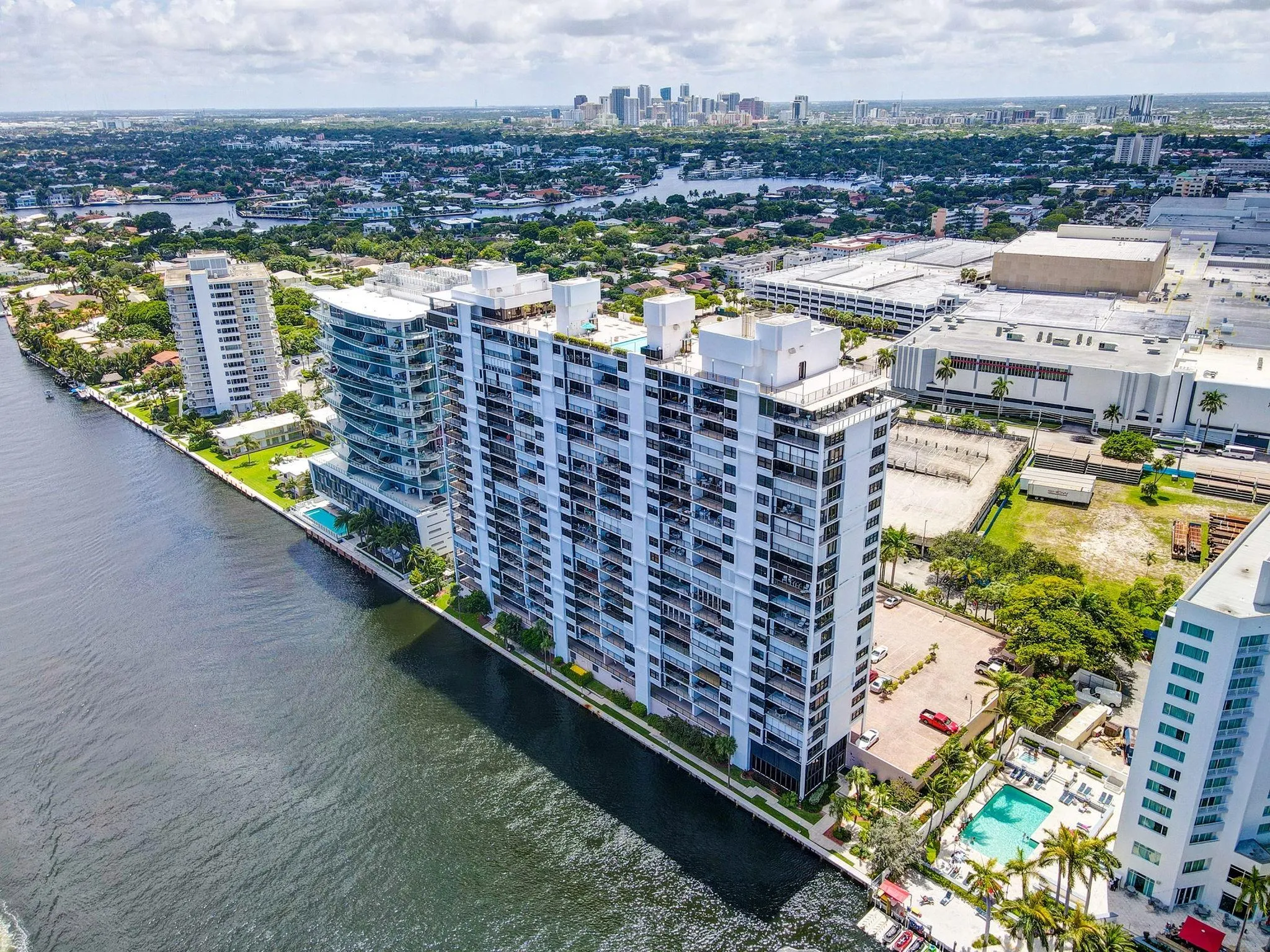 936 Intracoastal Dr, #3C