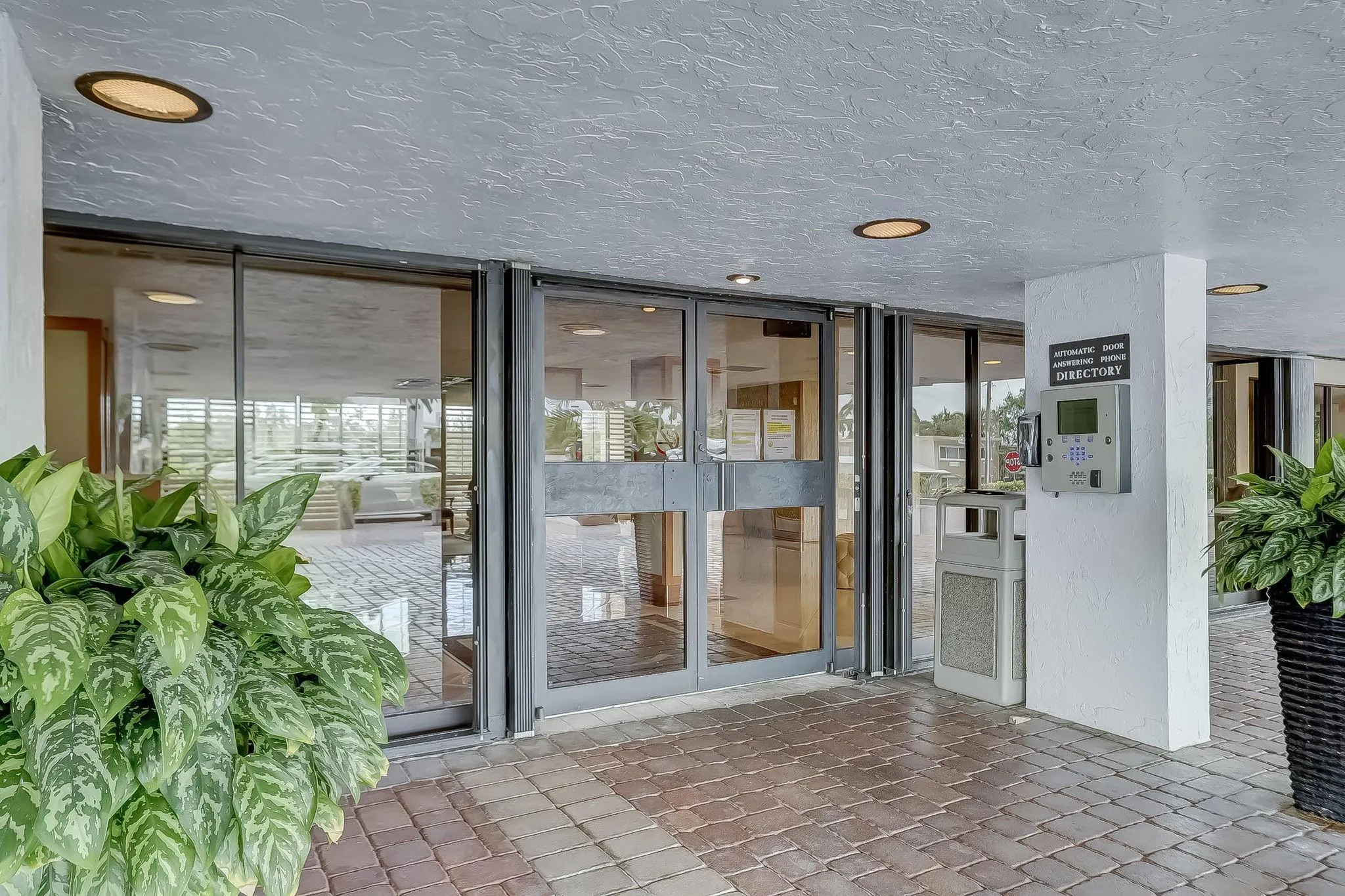 936 Intracoastal Dr, #3C