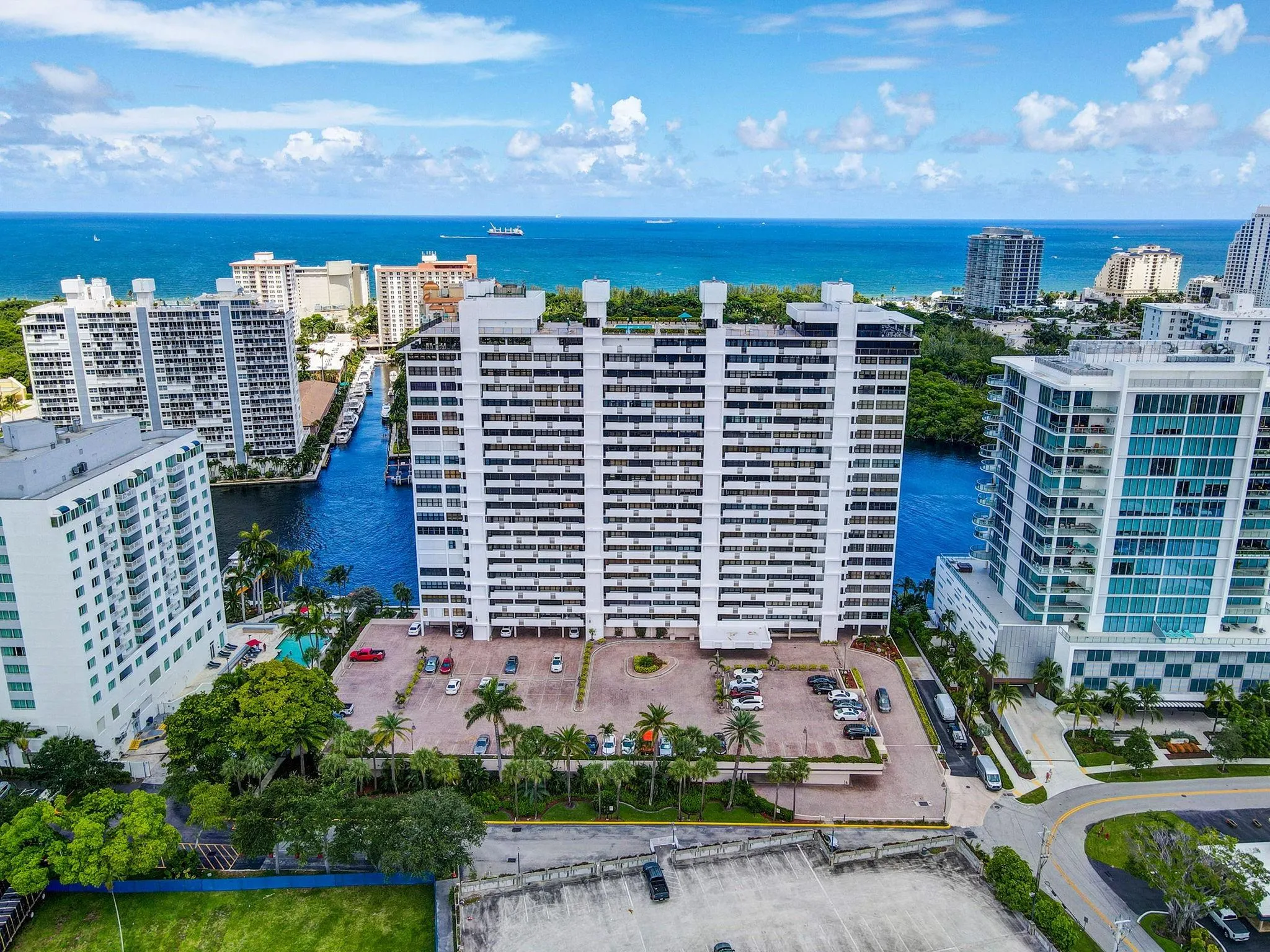 936 Intracoastal Dr, #3C