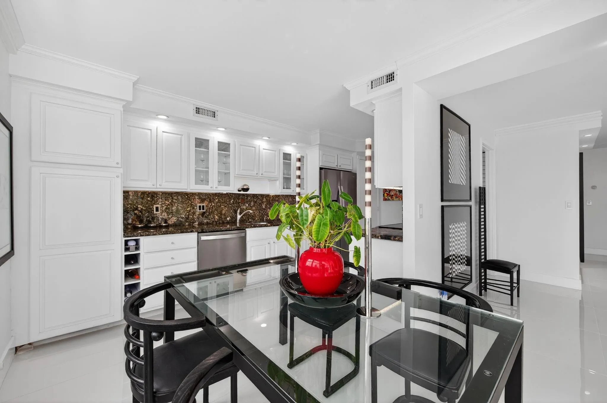 936 Intracoastal Dr, #3C