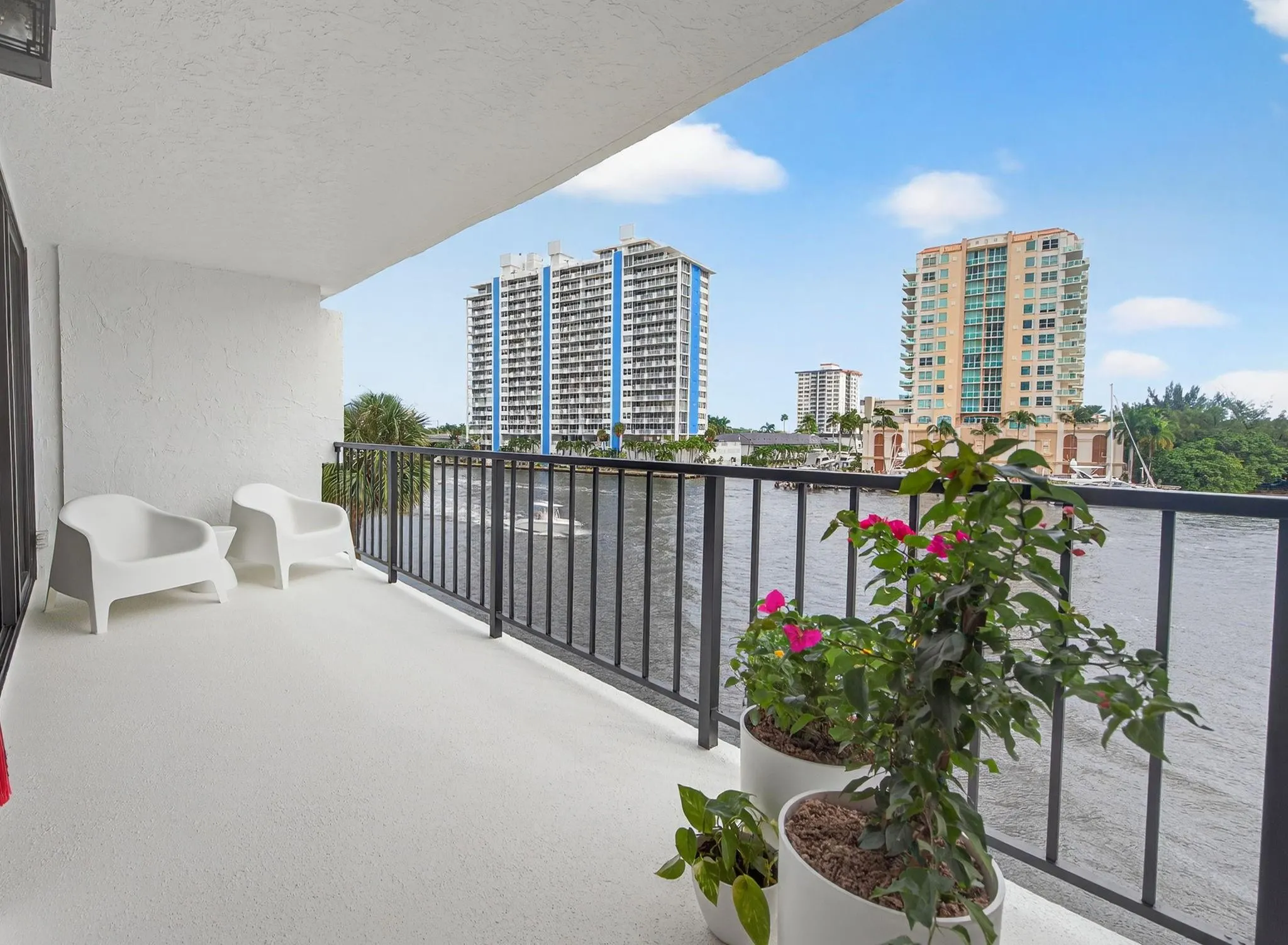 936 Intracoastal Dr, #3C