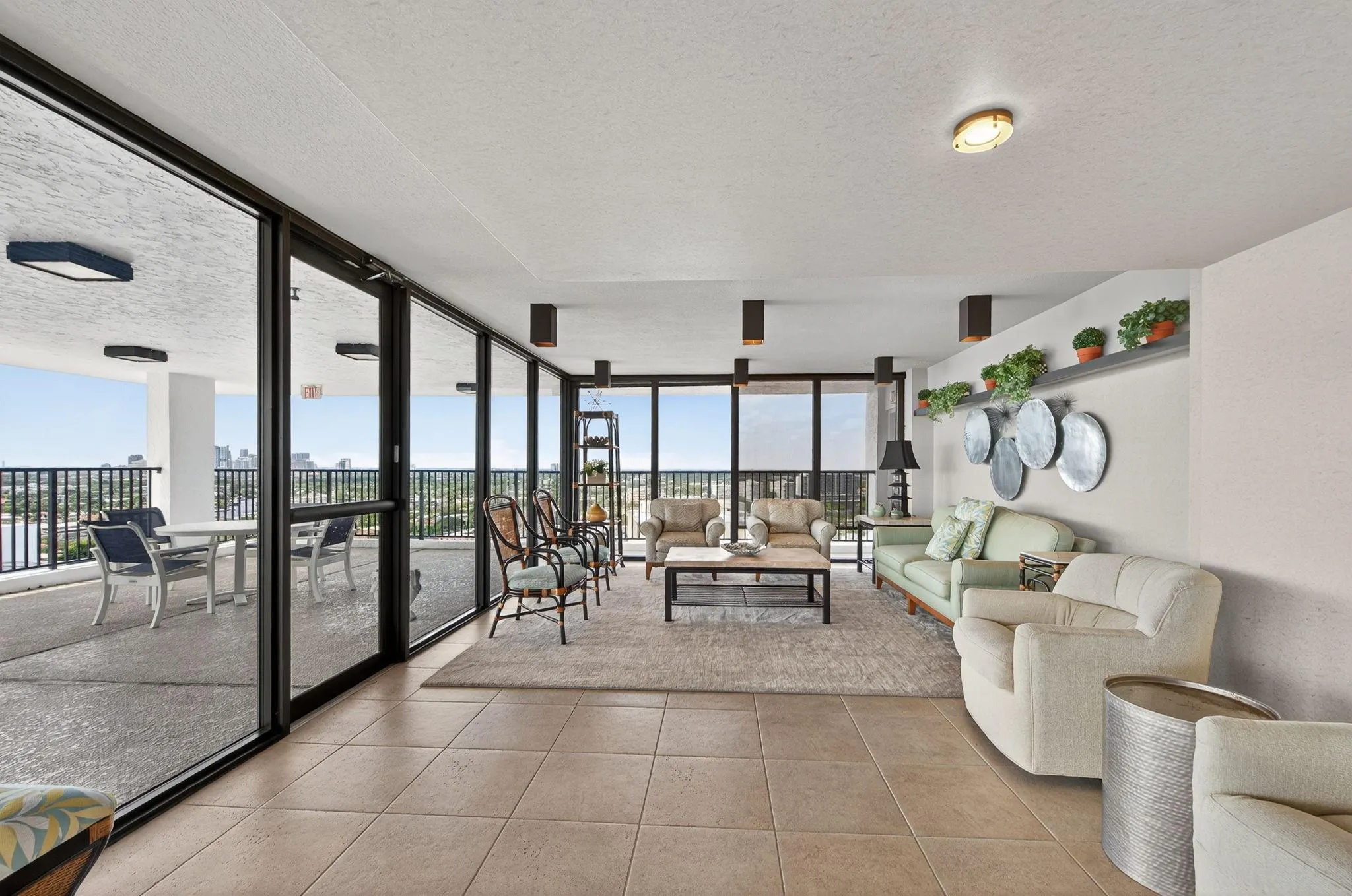 936 Intracoastal Dr, #3C