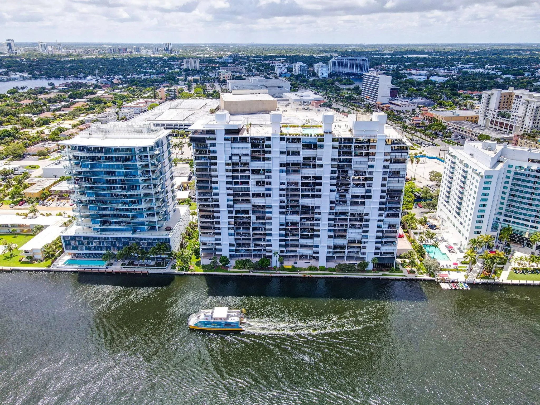 936 Intracoastal Dr, #3C