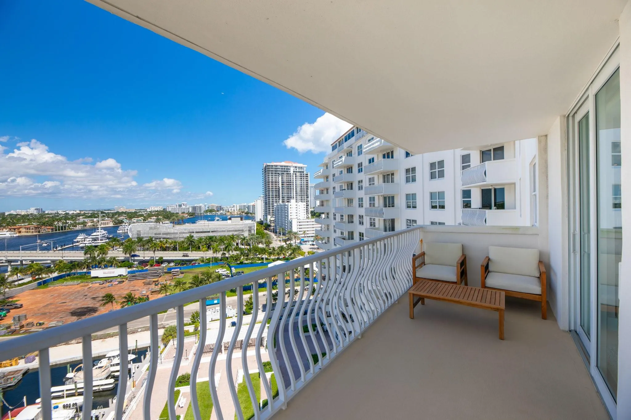 1 Las Olas Circle, #1102