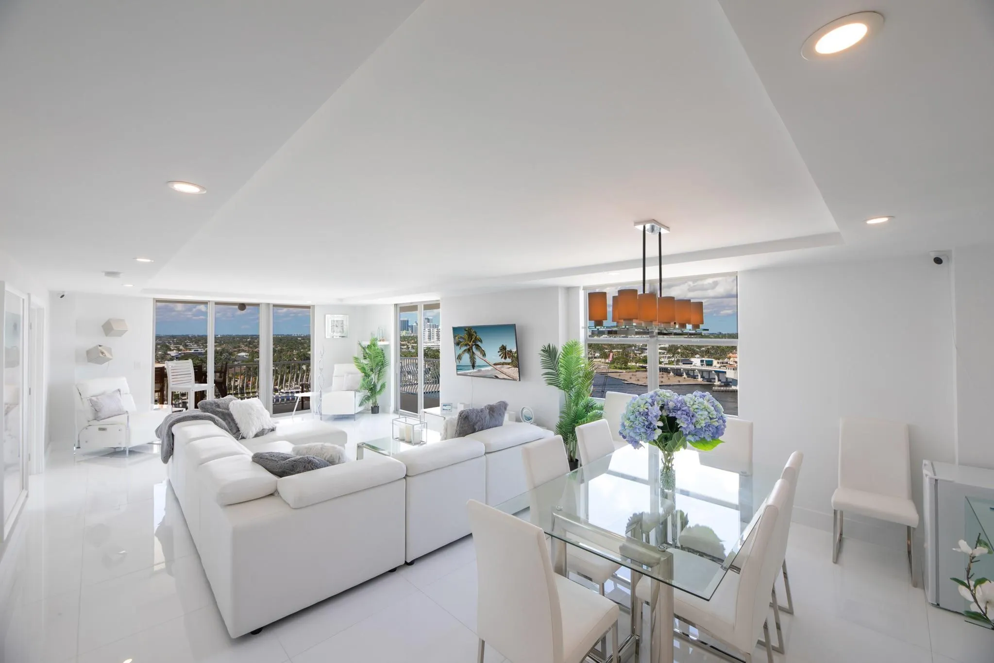 1 Las Olas Circle, #1102