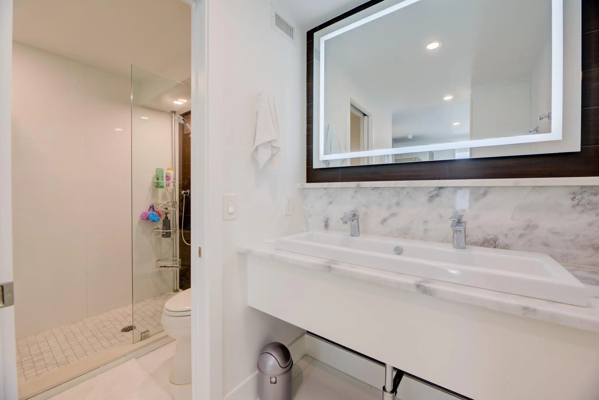 1 Las Olas Circle, #1102