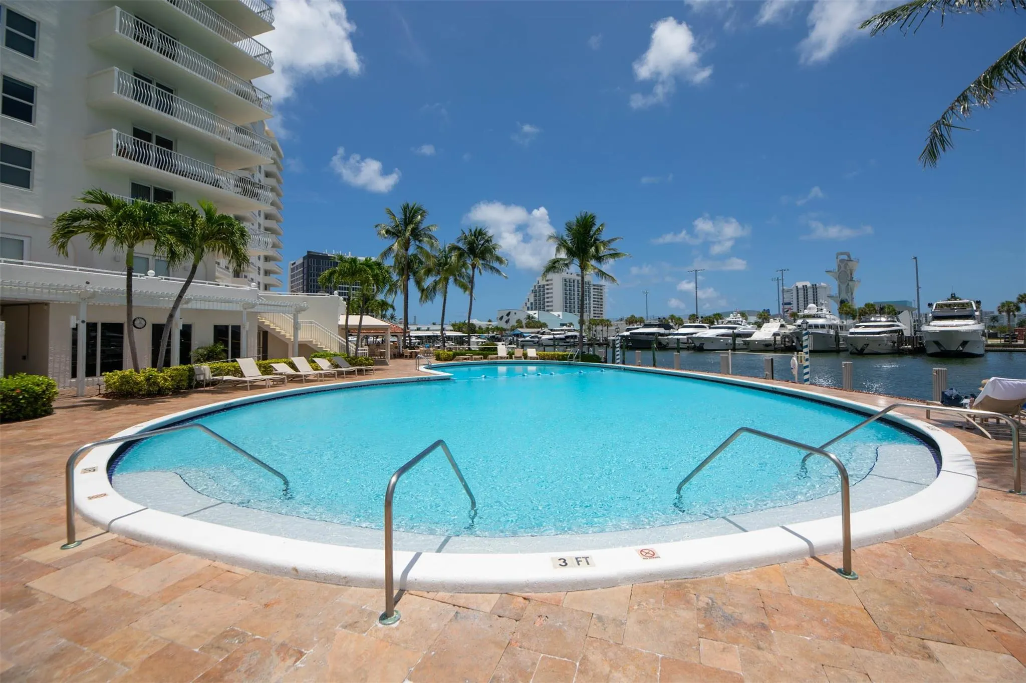 1 Las Olas Circle, #1102