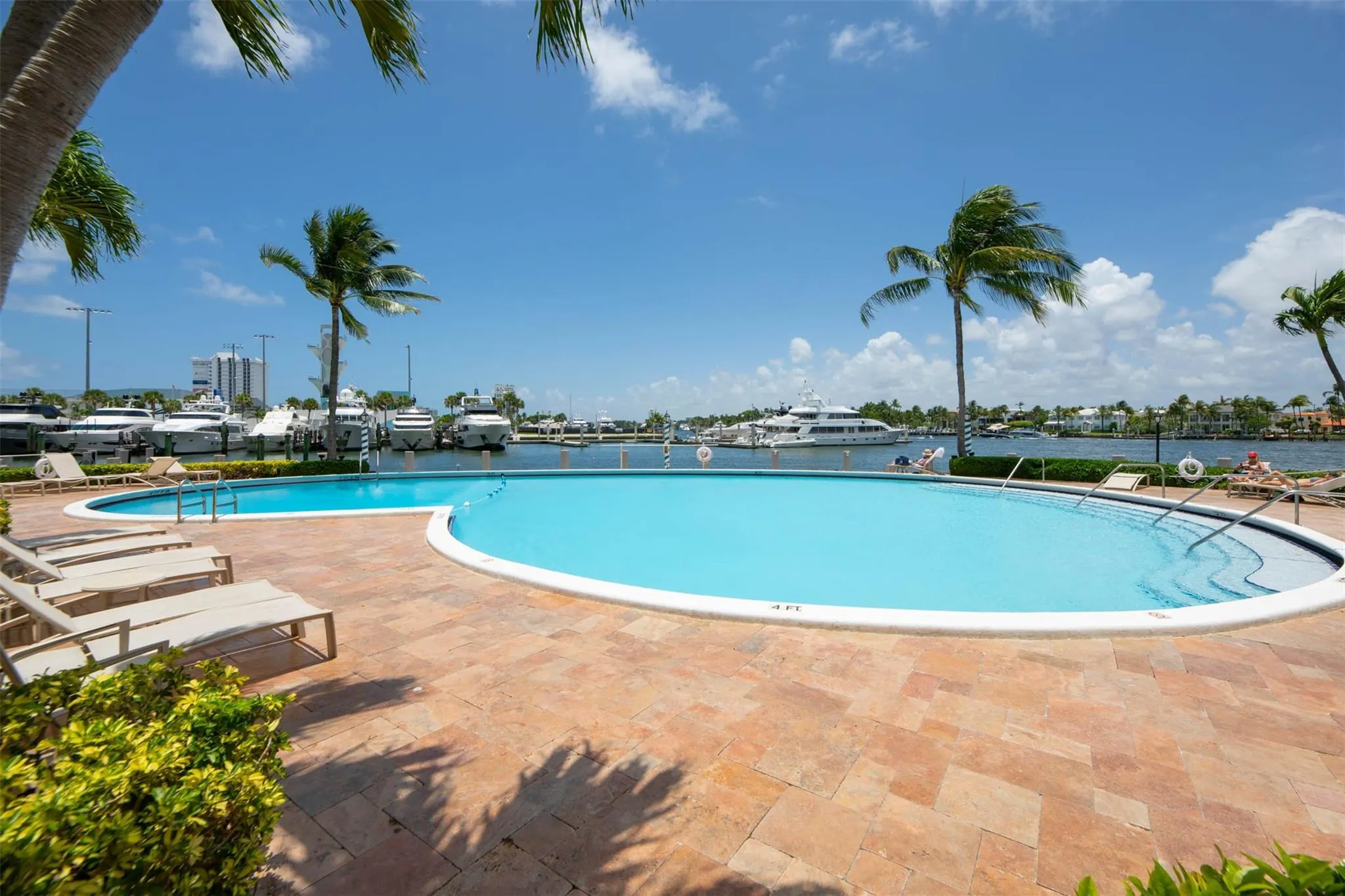 1 Las Olas Circle, #1102