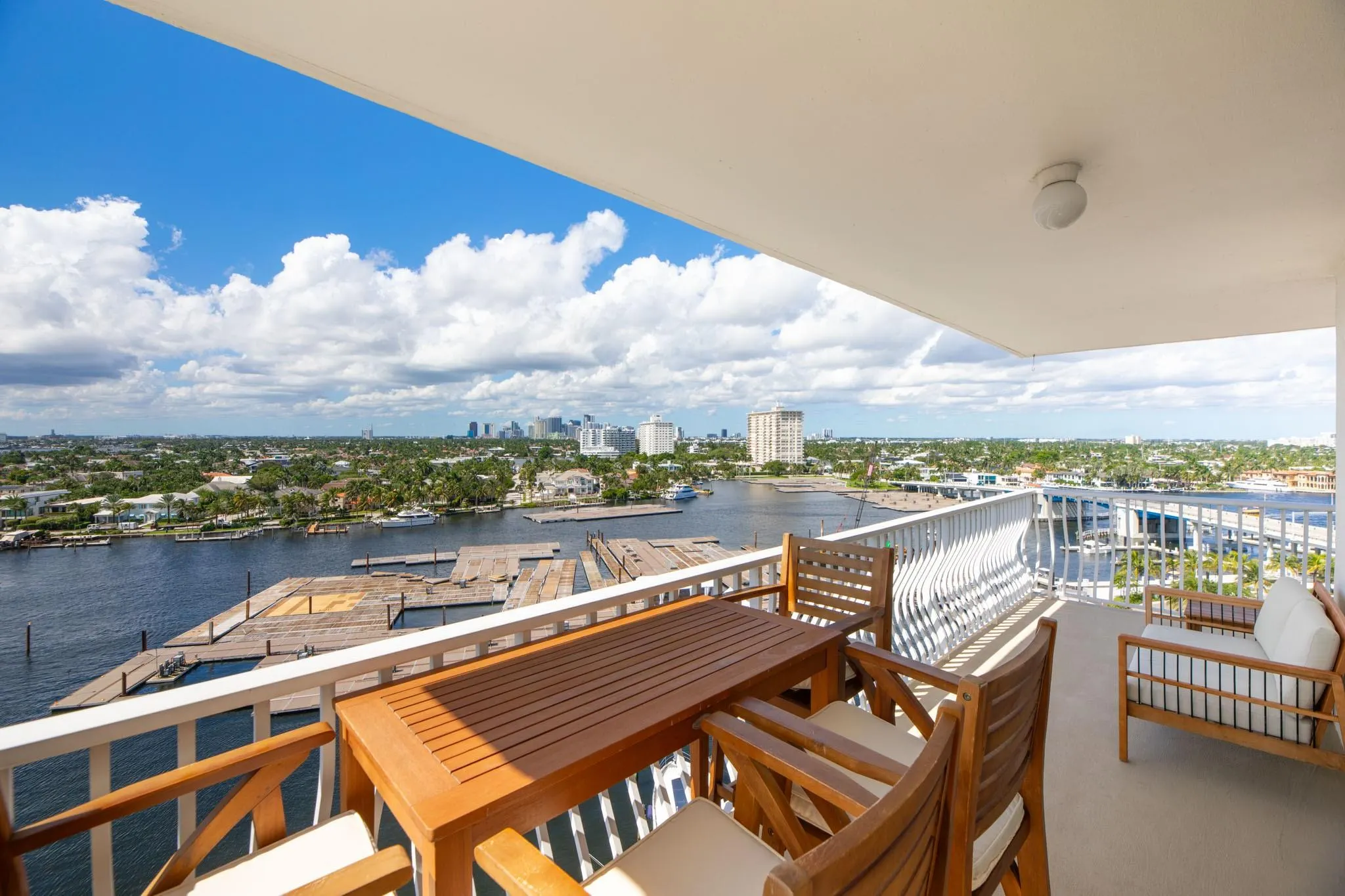 1 Las Olas Circle, #1102