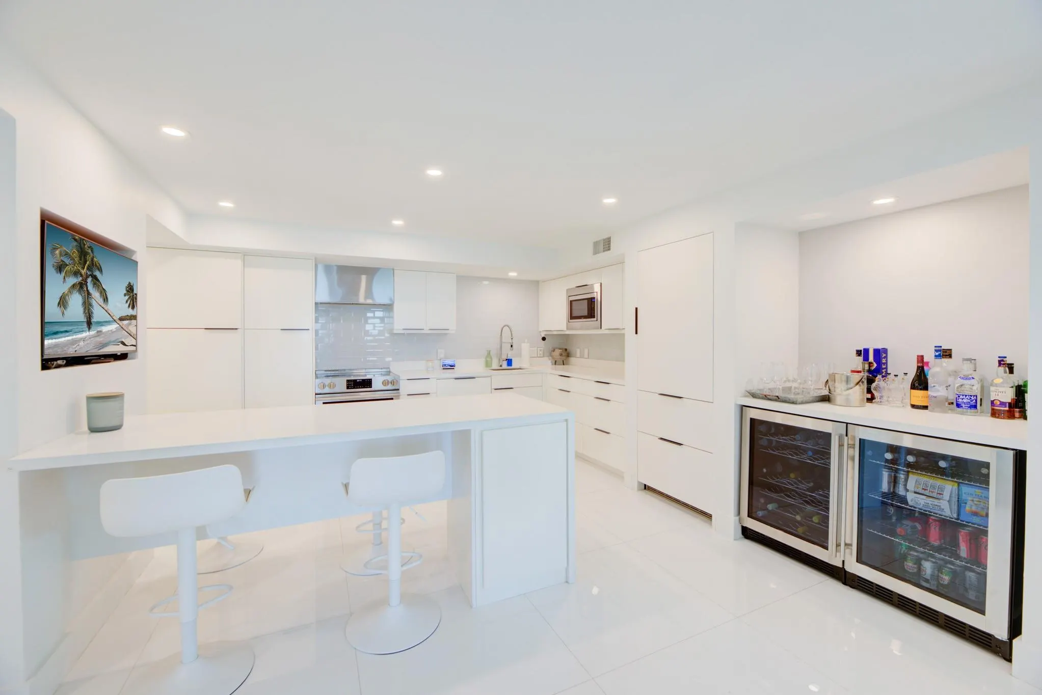 1 Las Olas Circle, #1102
