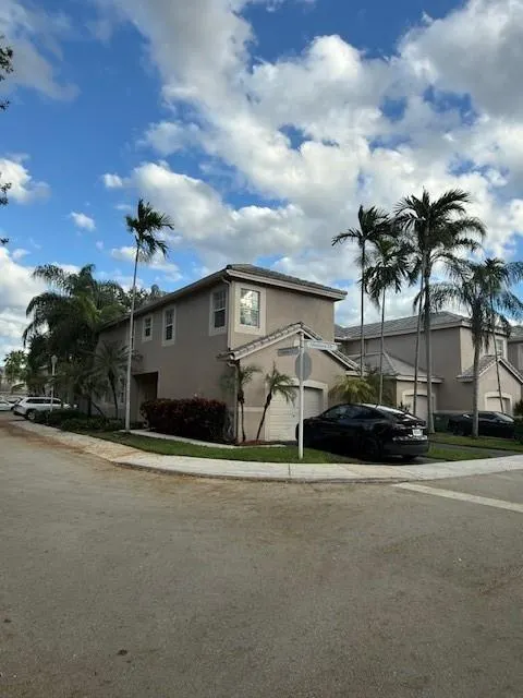 1896 MADEIRA DR, #1896