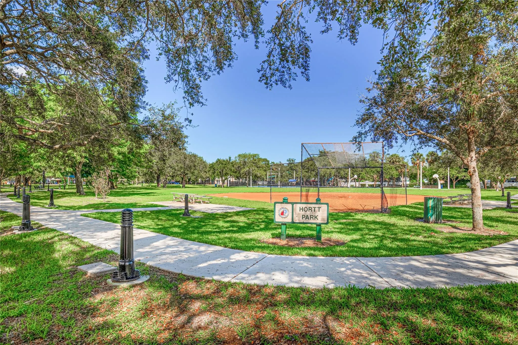 1507 SW 18th Ave