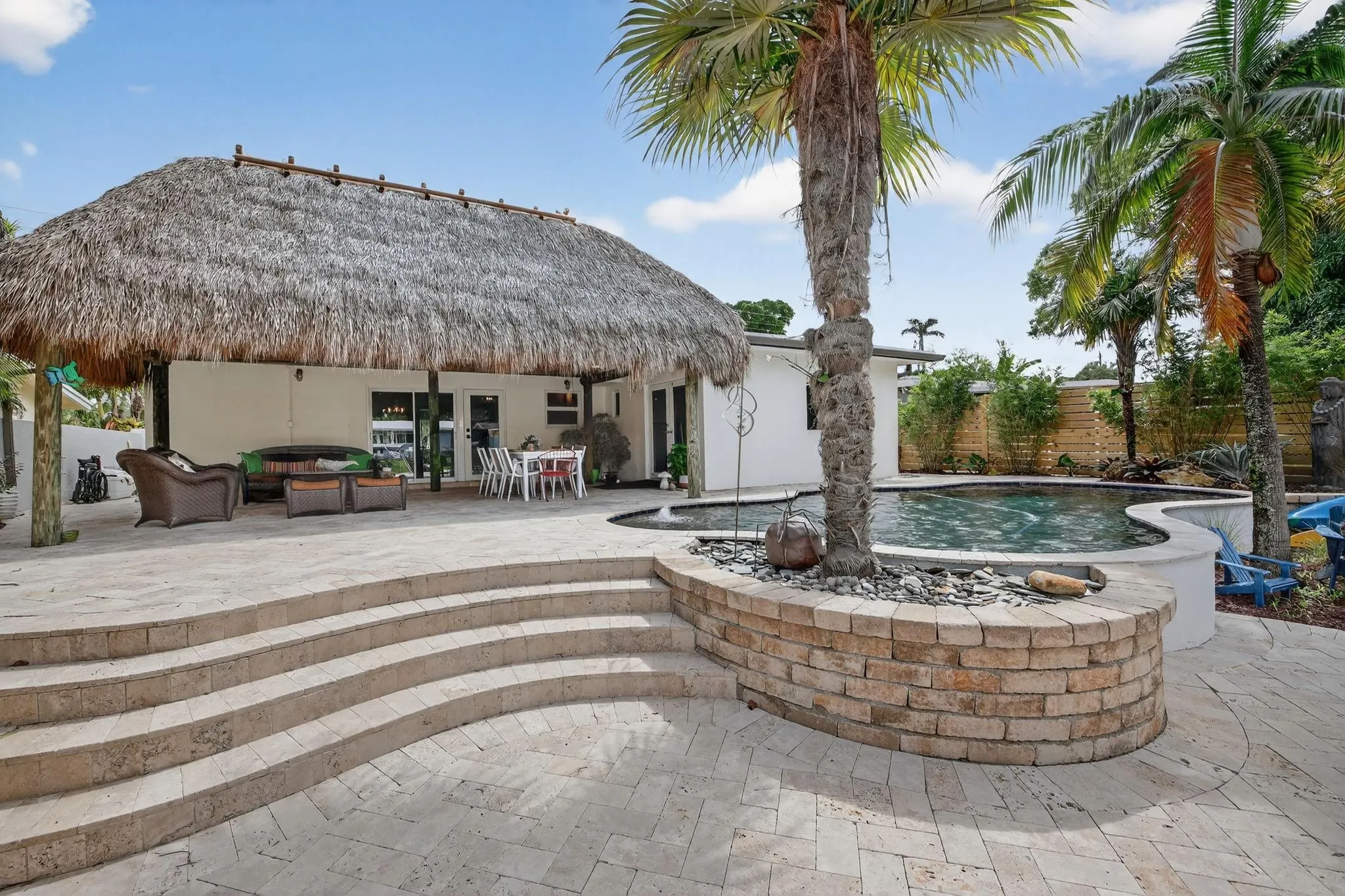 1507 SW 18th Ave